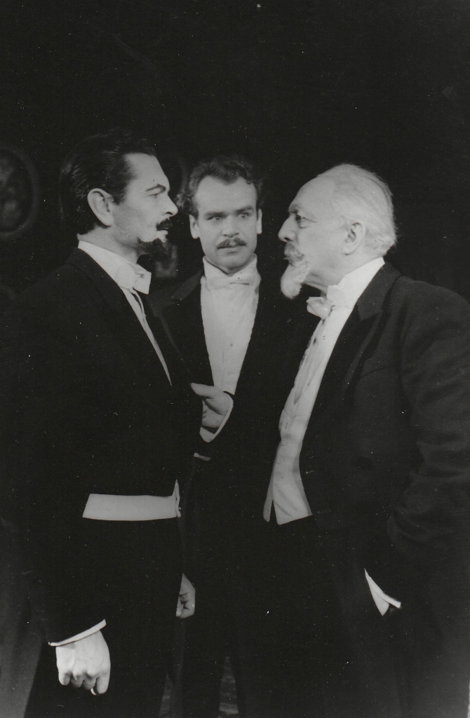 A hozománynélküli lány